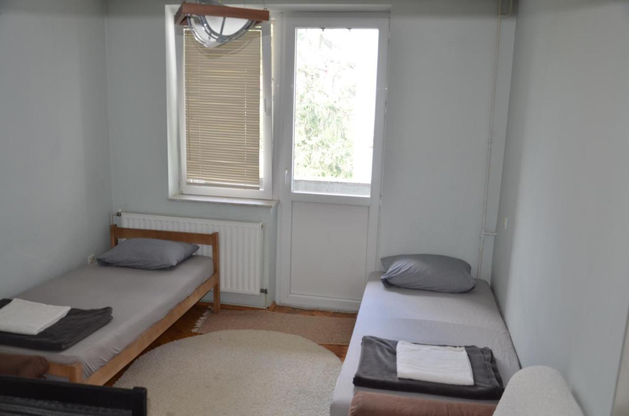 Center House Hostel Pristina Extérieur photo
