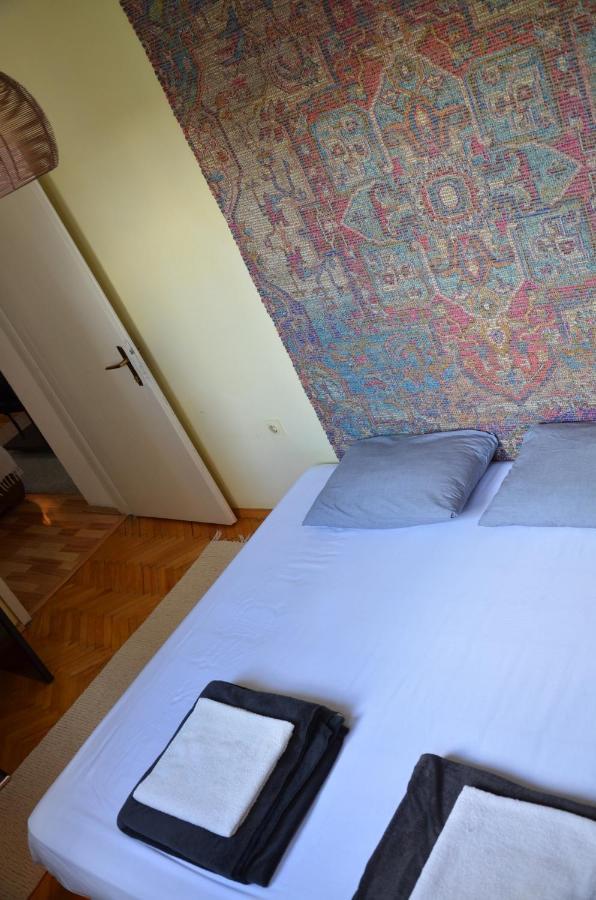 Center House Hostel Pristina Extérieur photo