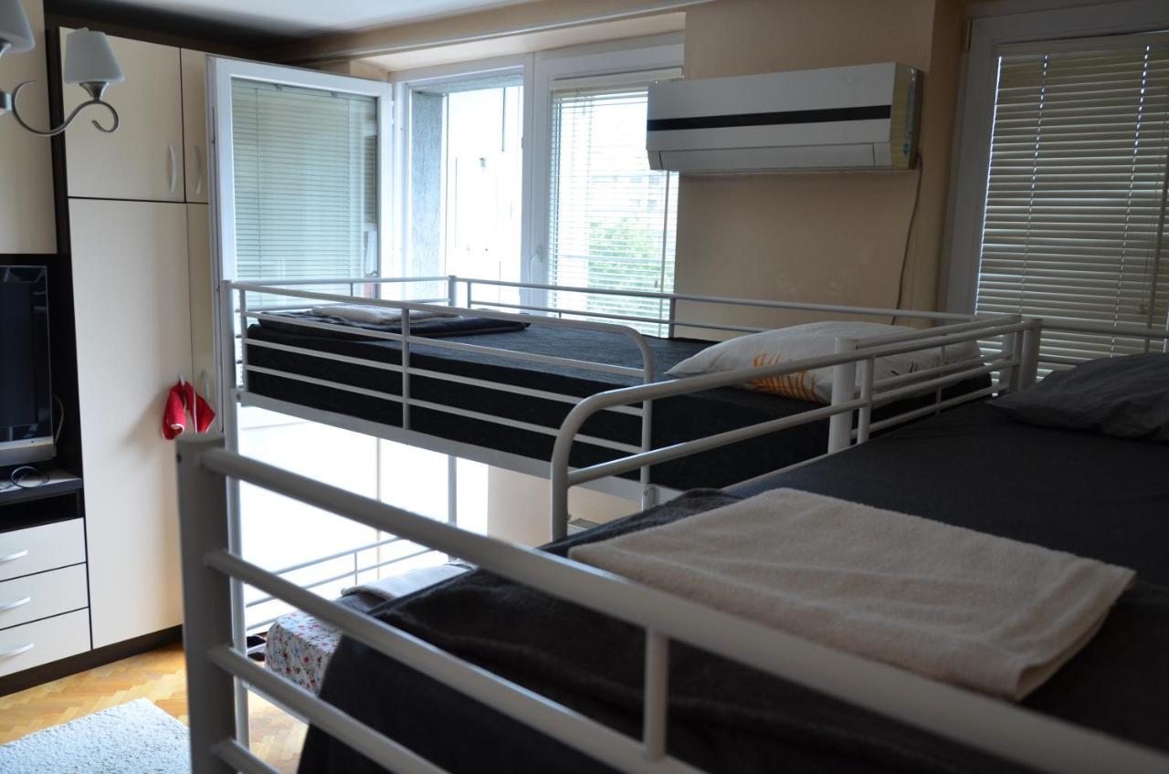Center House Hostel Pristina Extérieur photo